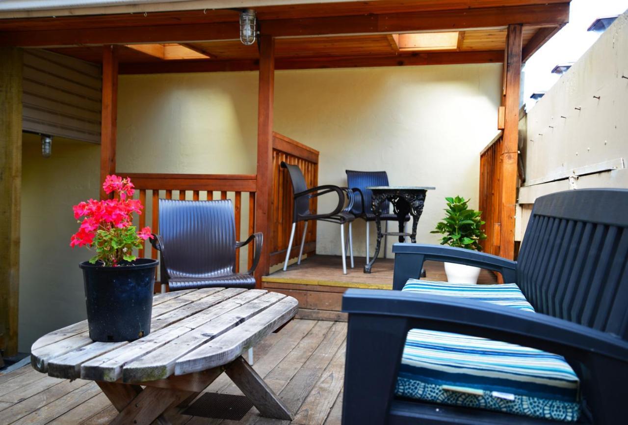 Vancouver Hideaway Guesthouse Exterior photo
